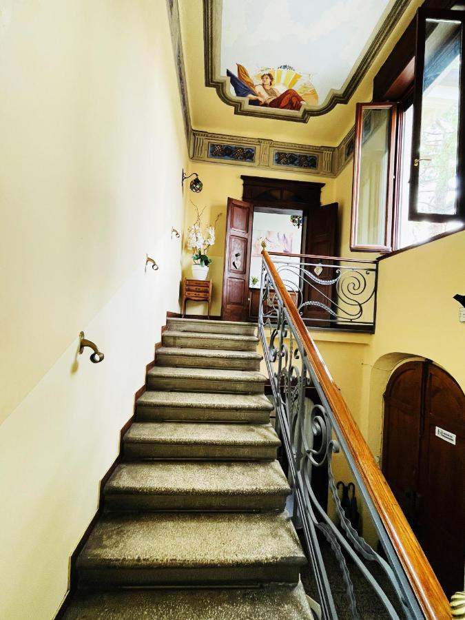 Casa Giulietta Ξενοδοχείο Ντεζεντσάνο ντελ Γκάρντα Εξωτερικό φωτογραφία