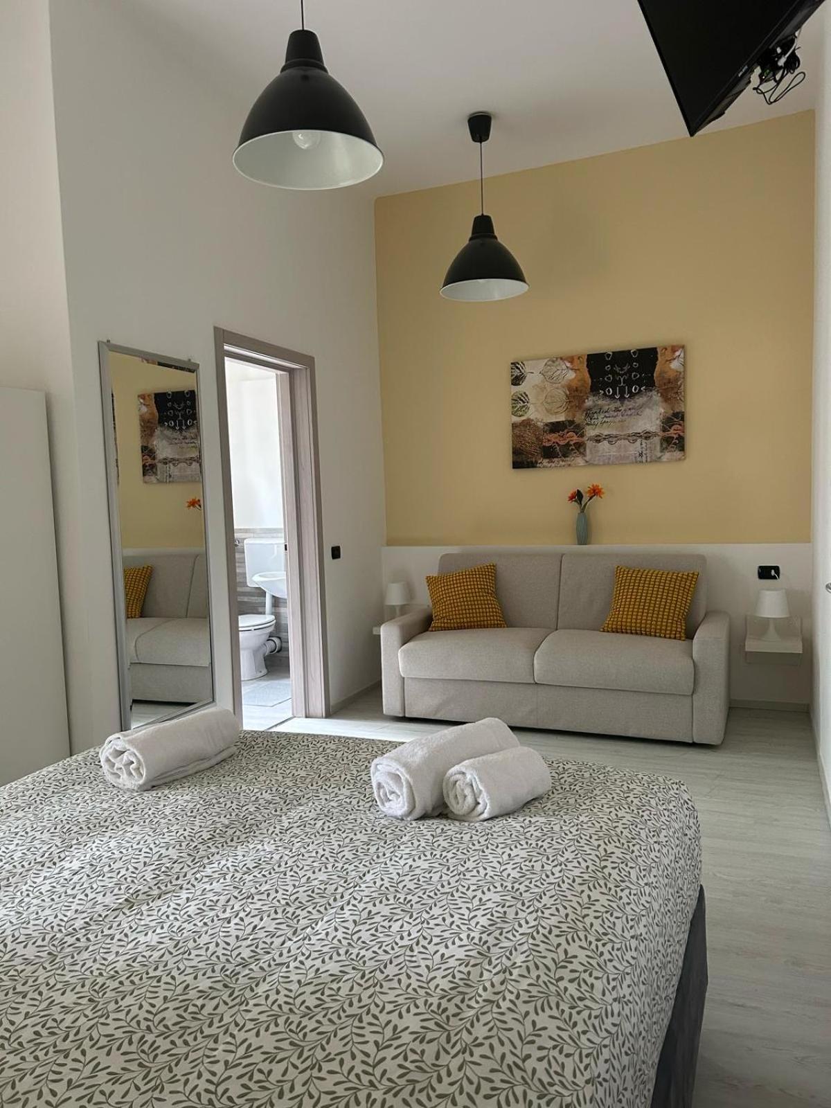 Casa Giulietta Ξενοδοχείο Ντεζεντσάνο ντελ Γκάρντα Εξωτερικό φωτογραφία